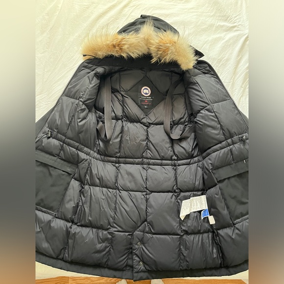 Black, Size Small, Canada Goose Victoria Parka With Hood - Picture 9 of 14